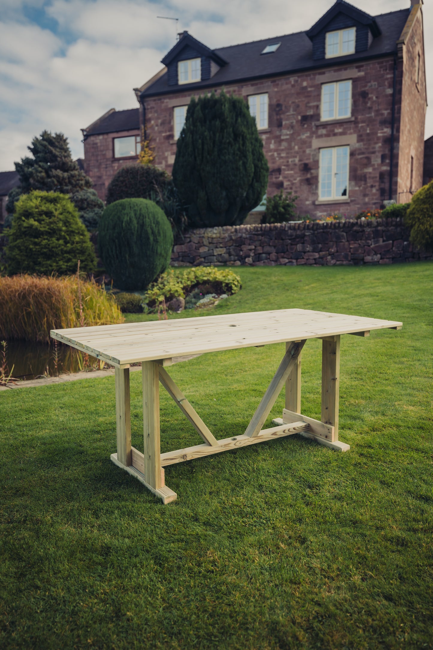 Churnet Valley Clover Garden Table - main product image