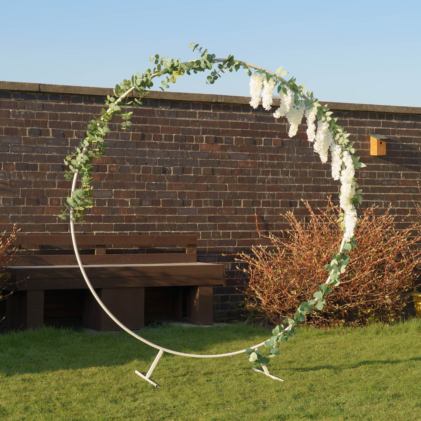 Scottish Everlastings 2m White Round Arch Frame - main product image