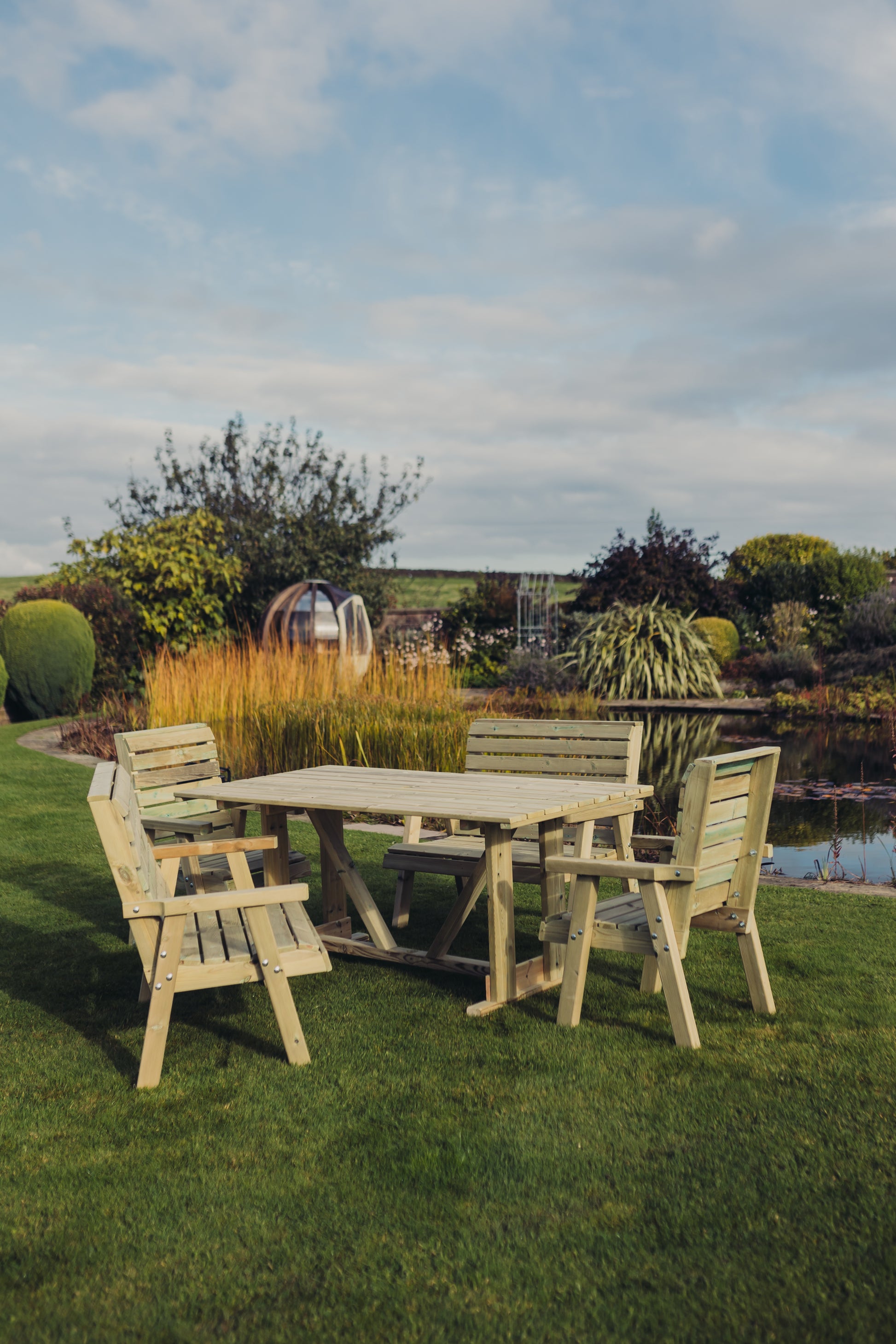 Churnet Valley 6 Seat Clover Garden Patio Dining Set with 2 Benches - main product image