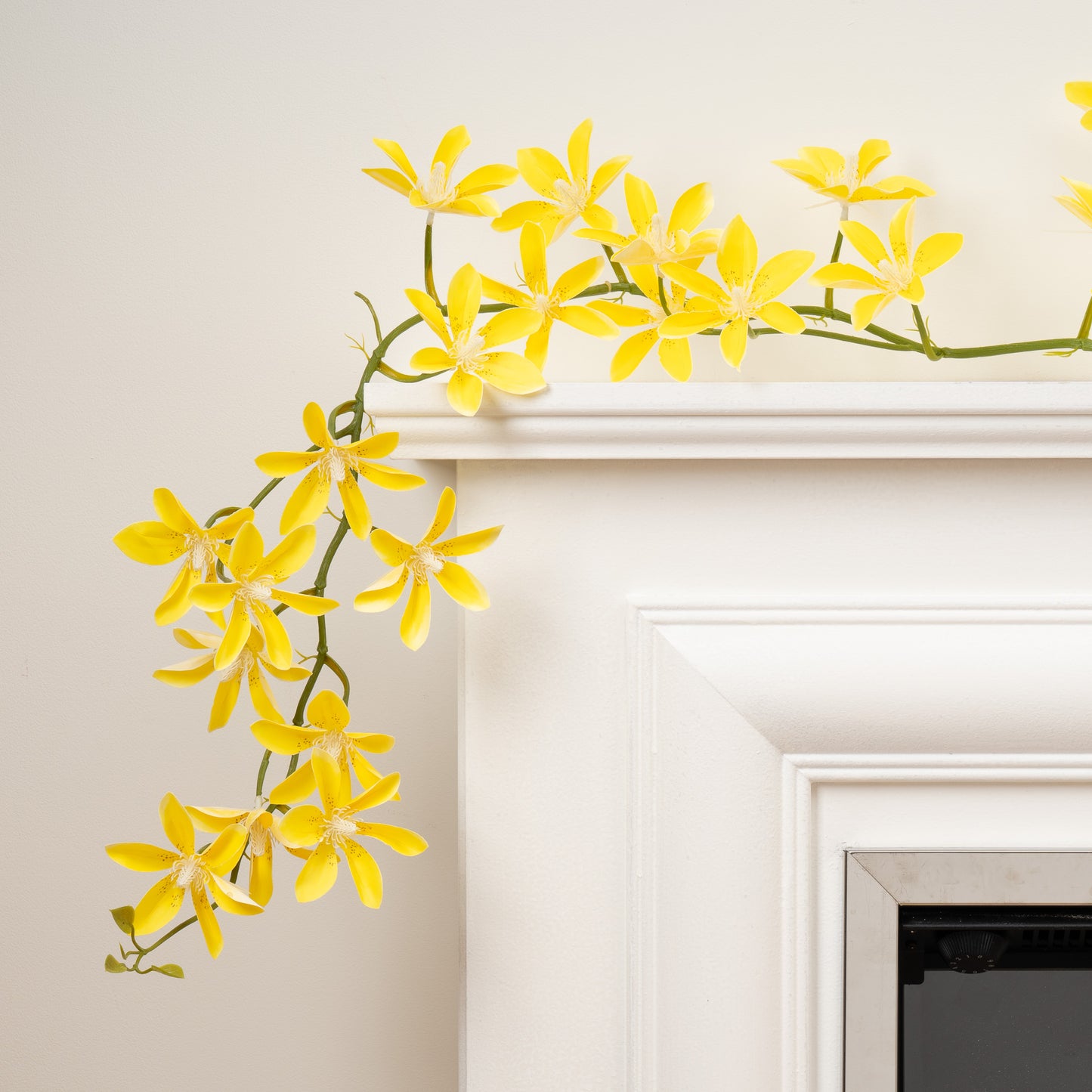 Scottish Everlastings 115cm Artificial Magnolia Yellow Star Flower Garland - Pack of 2 - main product image